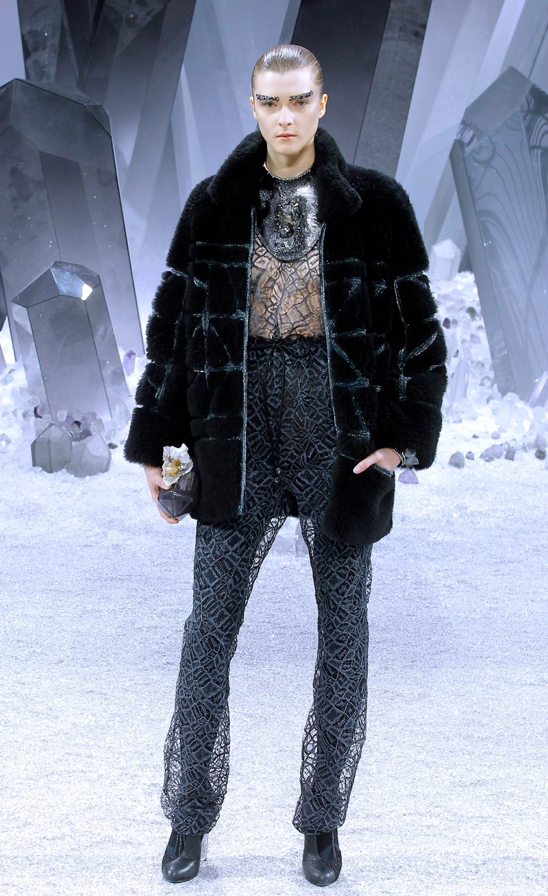 Illustration for article titled Karl Lagerfeld holds a fashion show in Superman's Fortress of Solitude